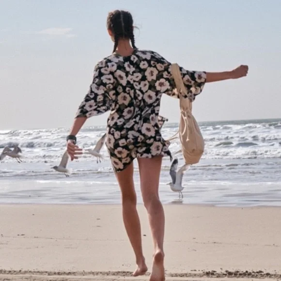 Dark floral kimono top beach or swim cover up spring summer boho coastal - Picture 1 of 9